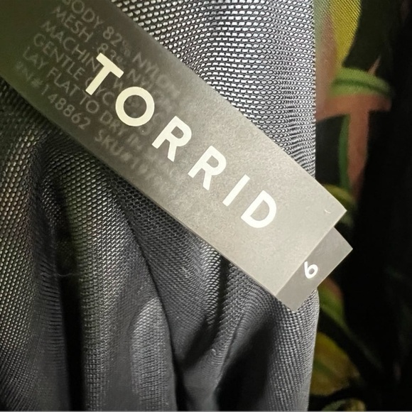 Torrid Wireless Mesh High Neck One Piece Swimsuit Multi size 6X NWT - Picture 6 of 8